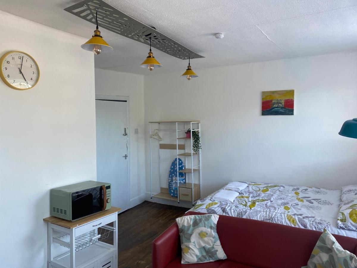Accommodation Hub Studio 2 Лондон Экстерьер фото